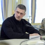Zelensky limoge son ministre de la Défense en pleine guerre : des tensions croissantes en Ukraine