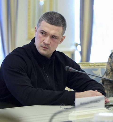 Zelensky limoge son ministre de la Défense en pleine guerre : des tensions croissantes en Ukraine