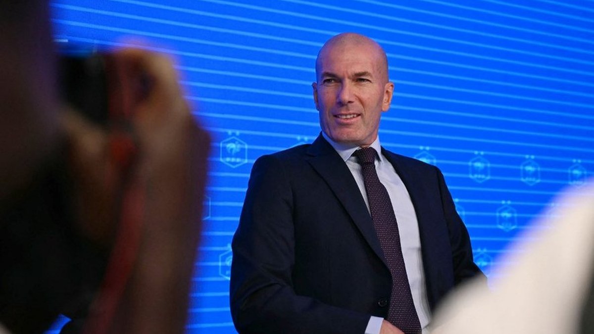 Zinédine Zidane exprime son soutien à Christophe Gleizes emprisonné en Algérie pour apologie du terrorisme