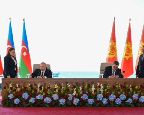 L’Azerbaïdjan et le Kirghizstan renforcent leur alliance au cœur des échanges eurasiatiques