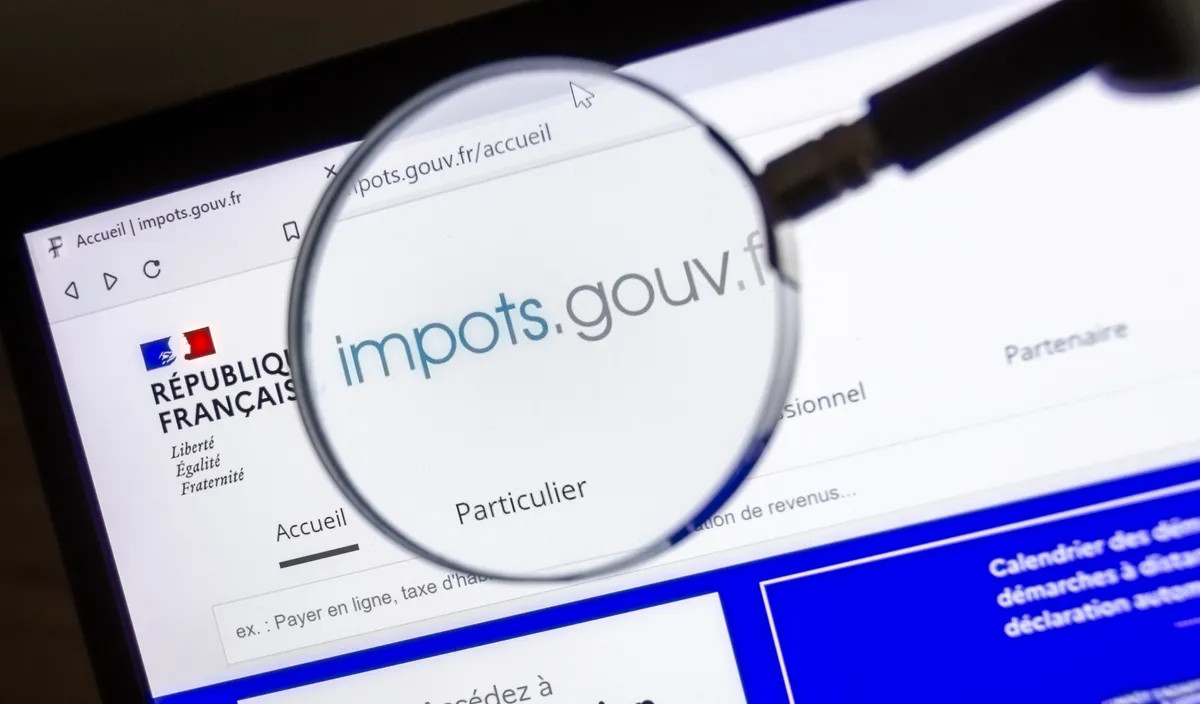 Beaucoup ignorent que le fisc peut accéder à leurs comptes bancaires sans préavis : voici les informations auxquelles il a accès.