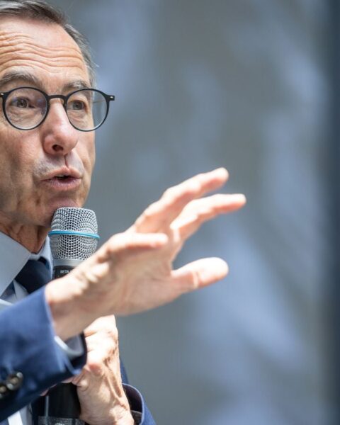 Bruno Retailleau qualifie LFI de « parti de collabos » lors de son attaque politique
