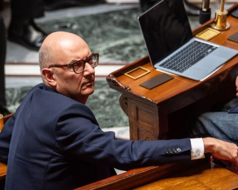 Budget 2027 : le gouvernement réintroduit l'idée d'un gel partiel des retraites pour économiser