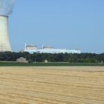 Canicule dans le Sud-Ouest : EDF stoppe le réacteur n° 2 de la centrale de Golfech