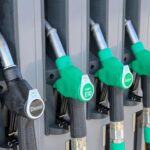 Carburant : la prolongation de l'aide de 100 euros jusqu'au 31 août expliquée.