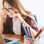 Chômage des jeunes : l'OIT met en garde contre une crise mondiale imminente en 2025.