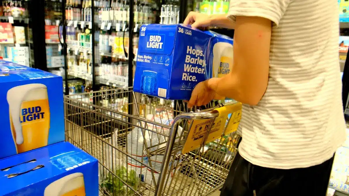 Cigarettes et alcool importés d'Espagne : les nouvelles limites douanières de 2026 et les lourdes amendes en cas de dépassement.