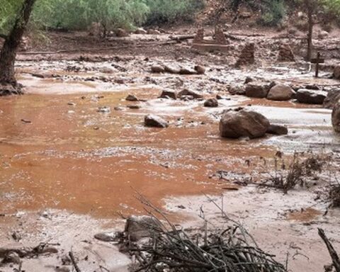 Crue éclair dans le Grand Canyon : au moins un mort et quinze disparus après des inondations dévastatrices