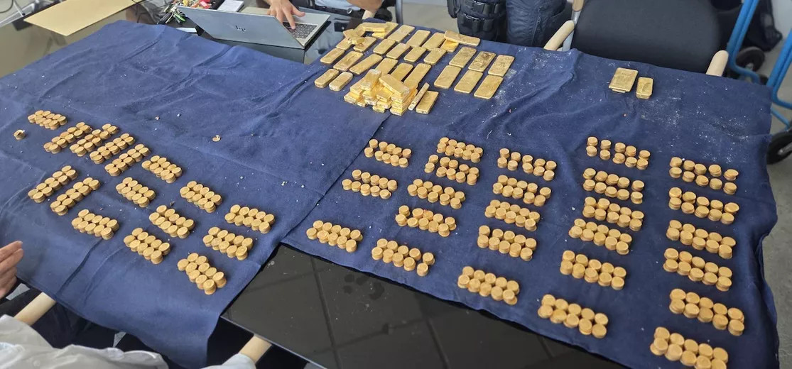Des ouvriers découvrent un trésor de 9 millions d'euros en or en rénovant une brasserie en Belgique