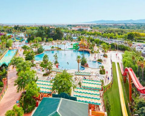 Des visiteurs laissent des excréments dans plusieurs piscines de PortAventura, entraînant leur fermeture