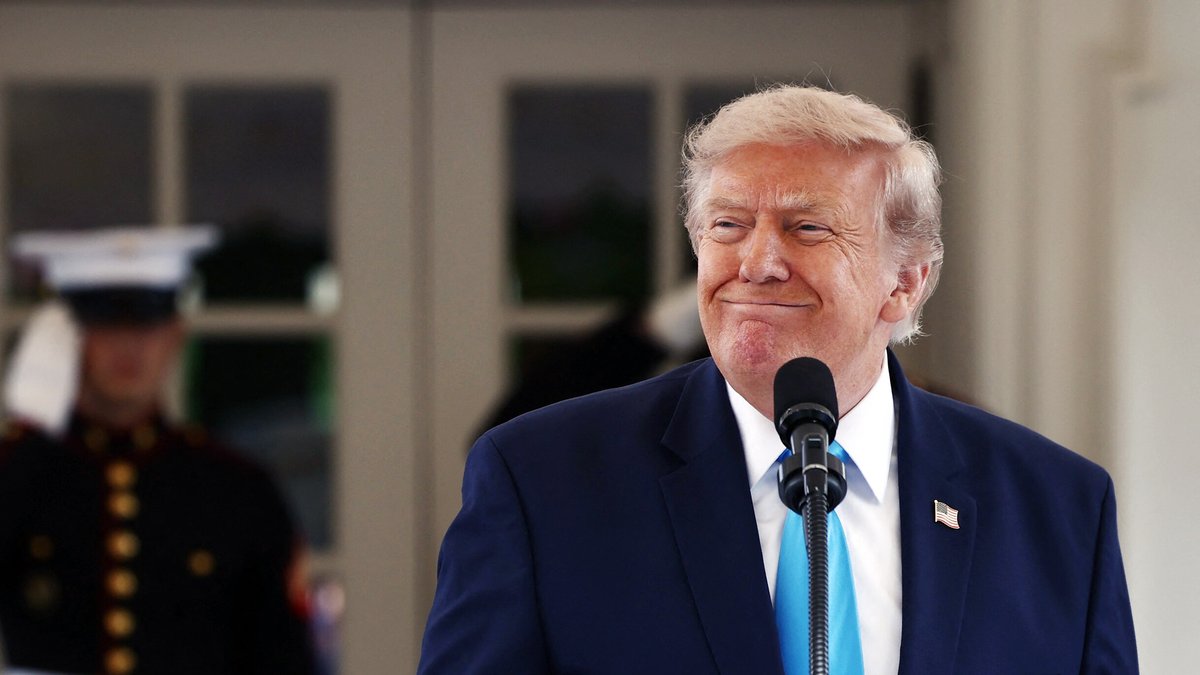 Donald Trump annonce une reprise des pourparlers avec l'Iran, Téhéran dément