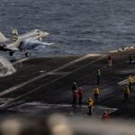 Donald Trump relance l'utilisation des catapultes à vapeur sur les nouveaux porte-avions américains avec un coût élevé