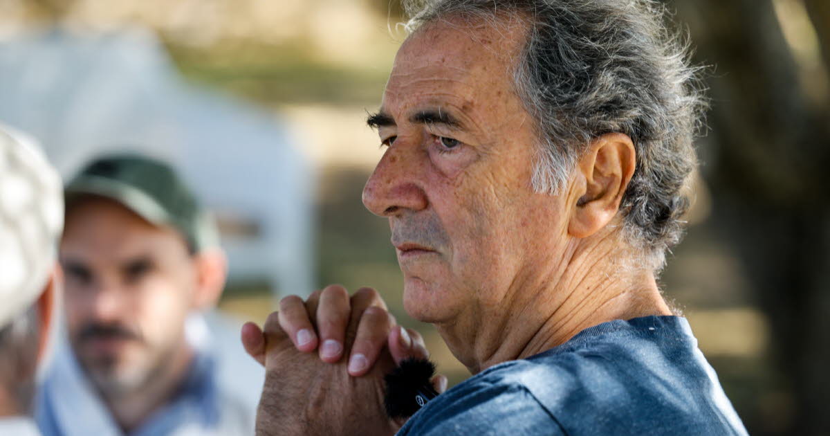 Drôme : colère de François Morel pour l'absence de douche aux Fêtes nocturnes de Grignan