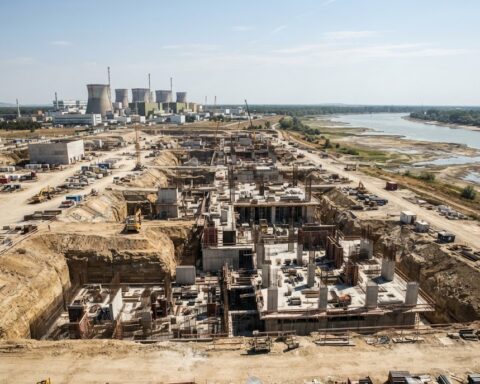Le Premier ministre hongrois remet en cause le projet nucléaire russe Paks-2