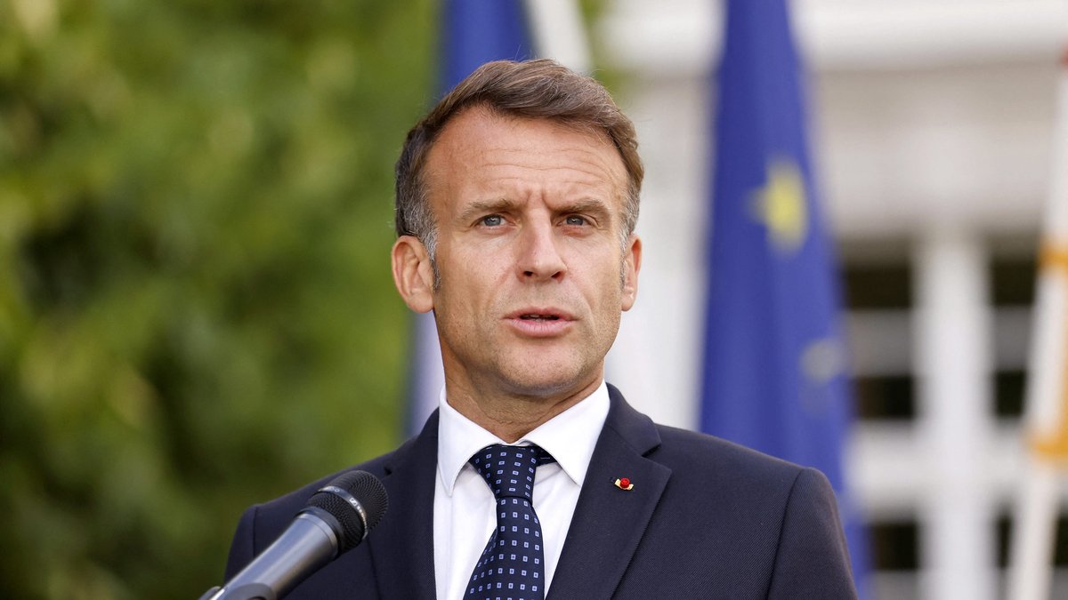 Emmanuel Macron annonce l'envoi de nouveaux missiles intercepteurs à l'Ukraine face aux frappes russes
