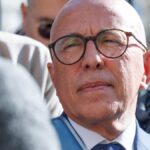 Éric Ciotti souhaite installer des drapeaux français dans les écoles de Nice d'ici novembre
