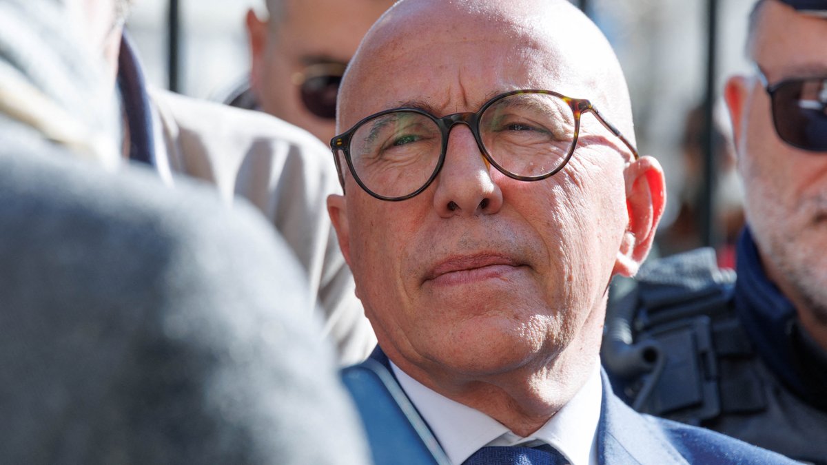 Éric Ciotti souhaite installer des drapeaux français dans les écoles de Nice d'ici novembre