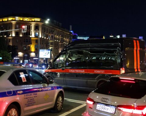Explosion meurtrière dans un café à Moscou : trois morts et 21 blessés, une femme impliquée