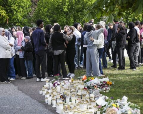 Fagersta : une élève de 17 ans tuée lors d'une attaque à l'épée dans un lycée
