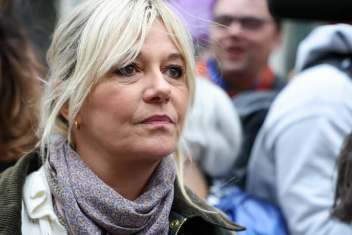 Flavie Flament lancera une nouvelle émission sur RTL avec Olivier Dauvers, remplacera le duo avec Jimmy Mohamed après des accusations de violences conjugales contestées