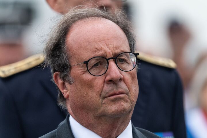 François Hollande prépare son livre pour façonner l'avenir de la France avant la présidentielle de 2027