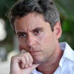 Gabriel Attal demande un référendum sur l'interdiction des réseaux sociaux pour les moins de 15 ans