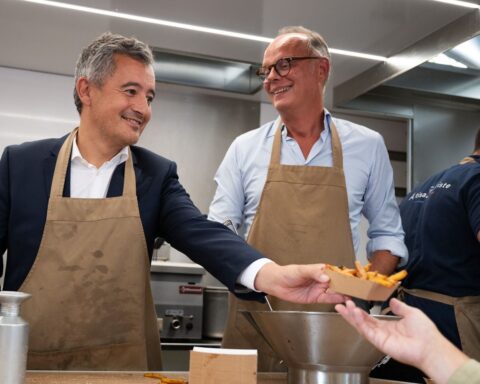Gérald Darmanin soutient Édouard Philippe comme le candidat idéal pour 2027