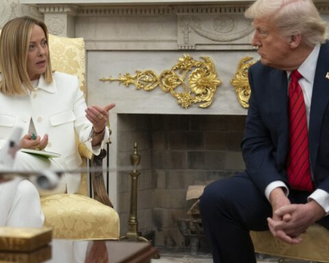Giorgia Meloni déplore sa relation avec Donald Trump dans une interview au New York Times