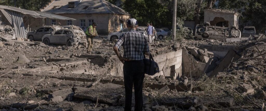 Guerre en Ukraine : escalade de violence cible les civils, dénonce l'ancien officier Guillaume Ancel