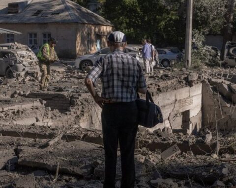 Guerre en Ukraine : escalade de violence cible les civils, dénonce l'ancien officier Guillaume Ancel
