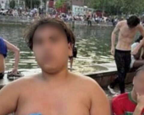 Hamza "La Douane" arrêté après une altercation dans un McDonald’s à Paris, son père le récupère au commissariat