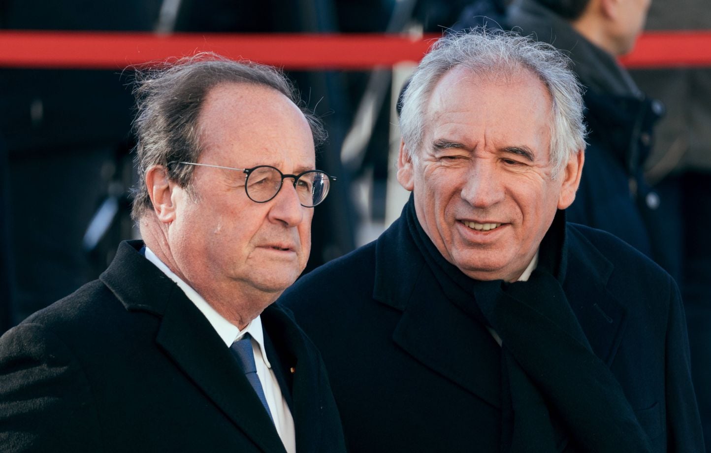 Hollande envisagerait sa candidature à la présidentielle de 2027, selon Bayrou