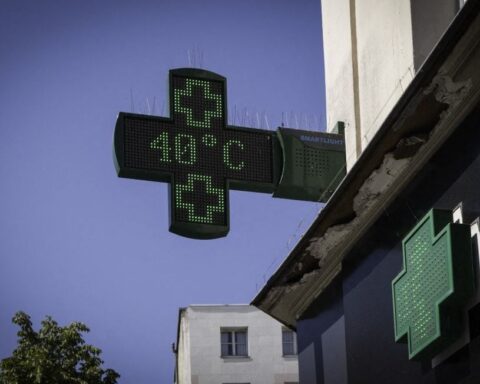 Huit départements du sud-est en vigilance orange, températures pouvant atteindre 40 °C dans le Var