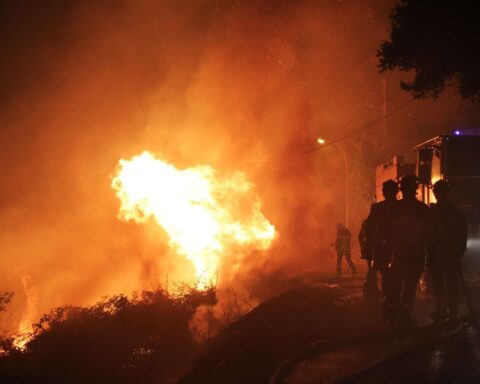 Incendie à Calenzana en Haute-Corse : sept maisons touchées et trois personnes évacuées