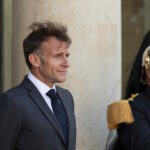 Incendies en France : Emmanuel Macron préside lundi une cellule de crise pour faire face aux feux