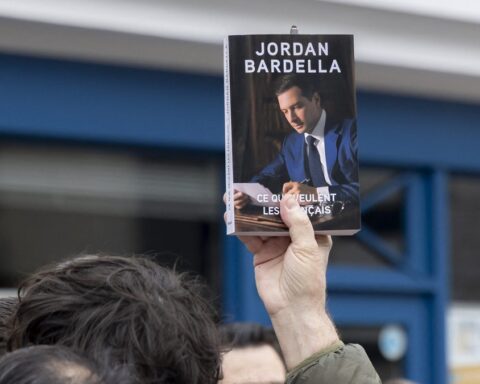 Jordan Bardella a gagné plus d'un million d'euros en droits d'auteur avec ses livres
