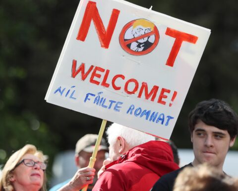 La colère s'intensifie en Irlande avant les manifestations majeures lors de la visite de Trump