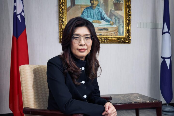 La leader de l'opposition taïwanaise affirme que dialoguer avec la Chine est la meilleure défense de l'île