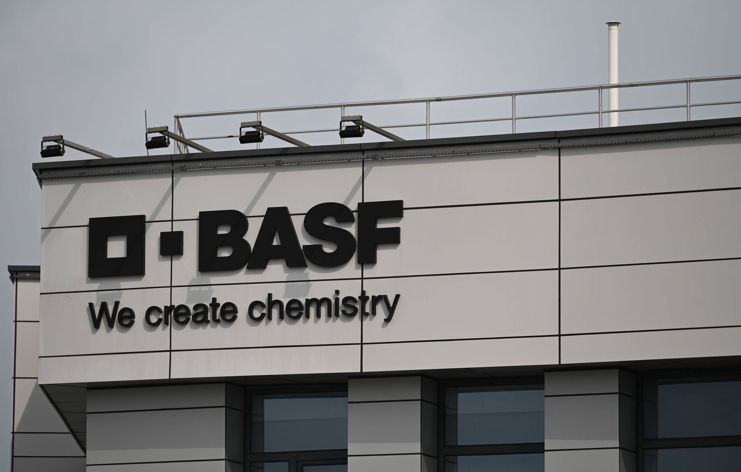La métropole de Rouen Normandie porte plainte contre BASF pour pollution par les PFAS