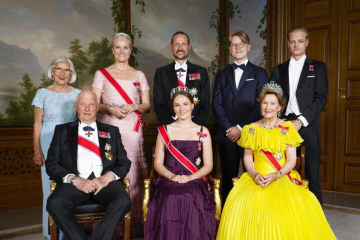 La mort du roi Harald V de Norvège amplifie la crise de la monarchie face aux scandales judiciaires et aux épreuves de santé