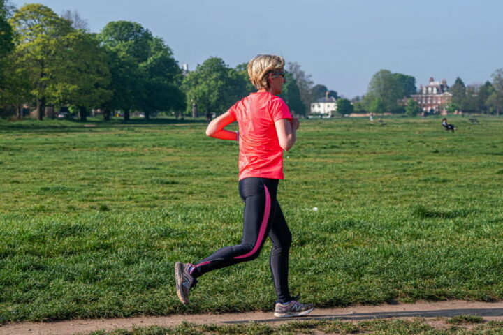 La musique influence-t-elle la performance des coureurs à l'entraînement ?