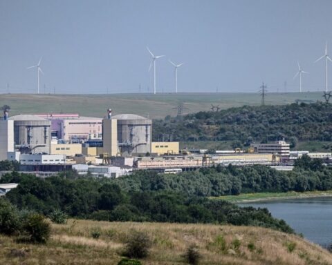 La Roumanie arrête temporairement sa centrale nucléaire en raison de la baisse du niveau du Danube