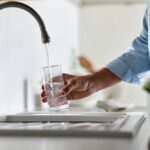 Le chlore dans l'eau du robinet : un enjeu de sécurité sanitaire en France