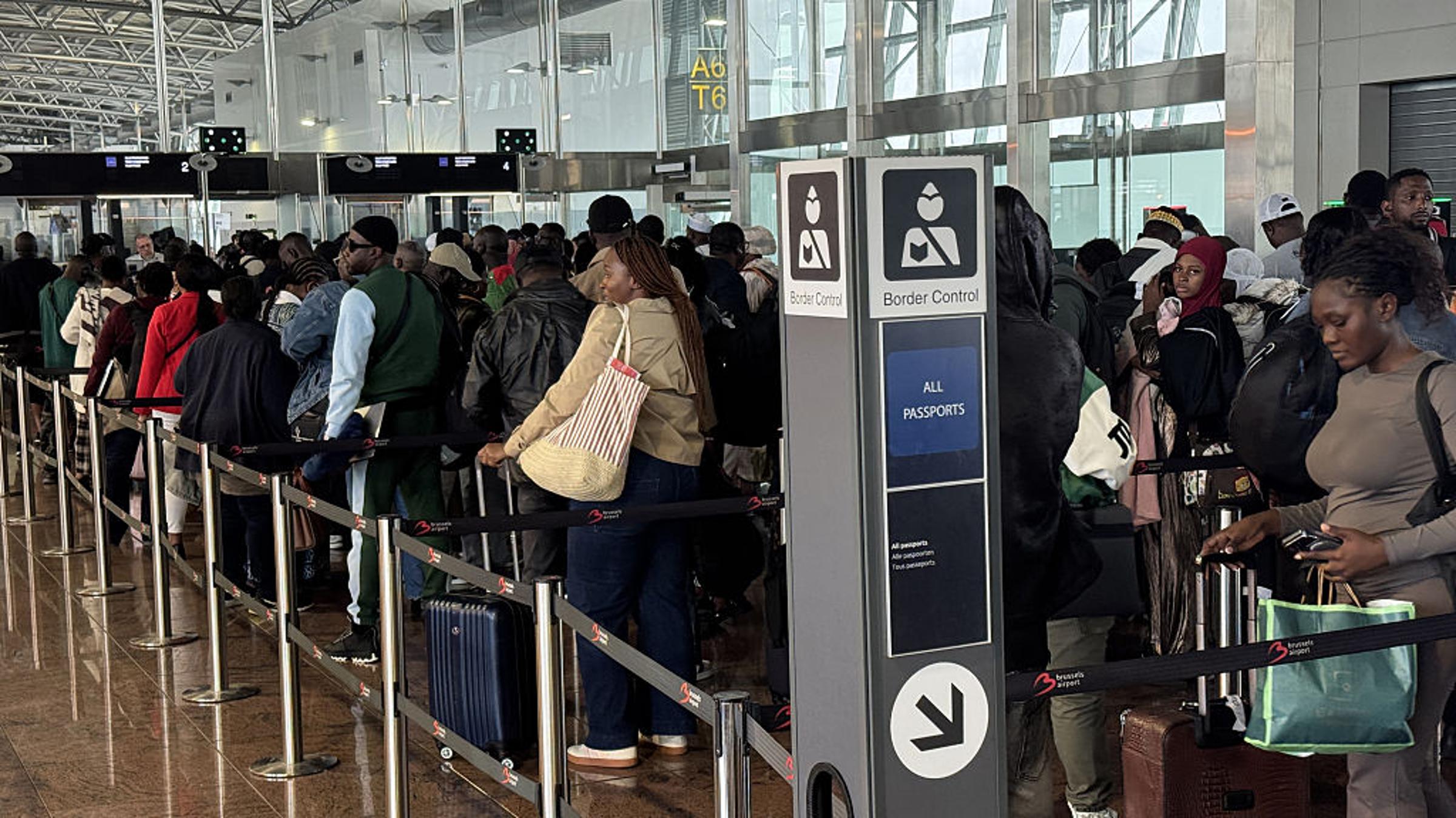 L'E.E.S. de l'Union européenne provoque des retards importants dans les aéroports
