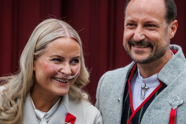 Le roi Harald V de Norvège est décédé après 35 ans de règne, son successeur est Haakon