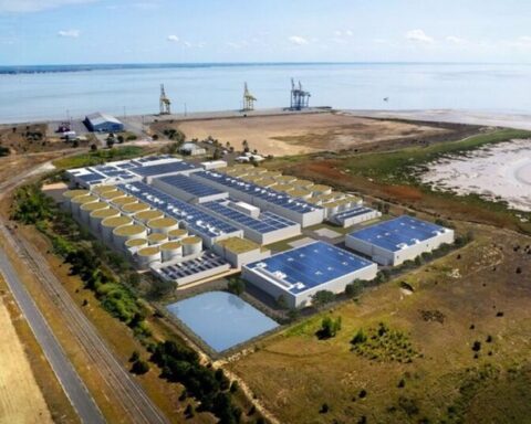 L'État autorise un projet de ferme d'élevage de saumons à Verdon-sur-Mer malgré l'opposition écologique