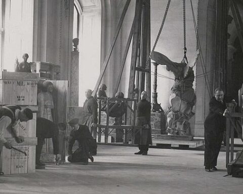 L’évacuation secrète des œuvres d’art du Louvre à l’approche de la Seconde Guerre mondiale