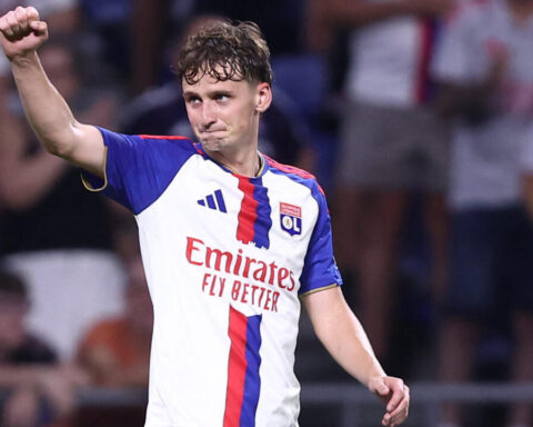 Ligue des champions : Lyon se qualifie pour les barrages après sa victoire contre le Sparta Prague.