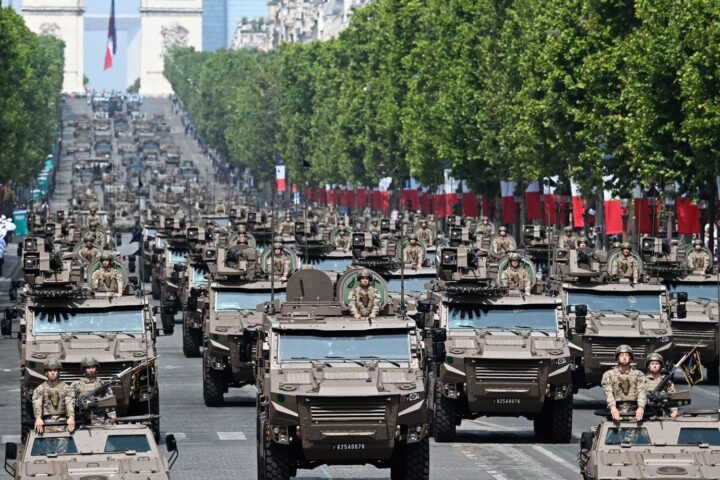 Loi de programmation militaire : le Conseil constitutionnel valide un budget de 436 milliards d’euros et un nouvel état d'alerte