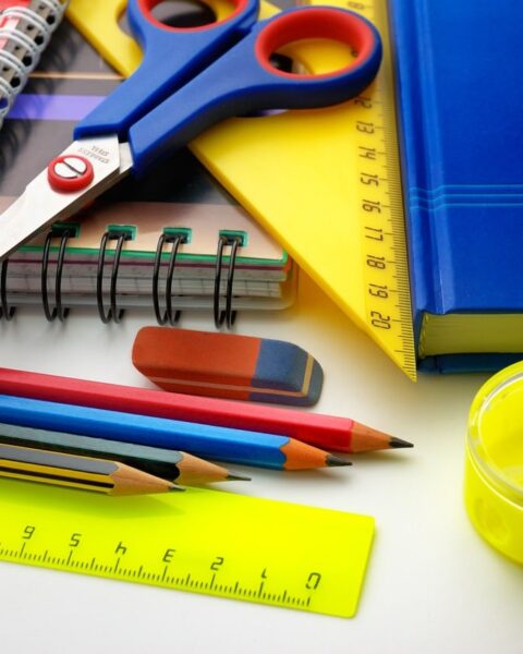 Nice : la fin des fournitures scolaires gratuites